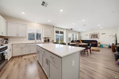 3216 Center Drive, Fairfield, CA 94533 - Photo 9