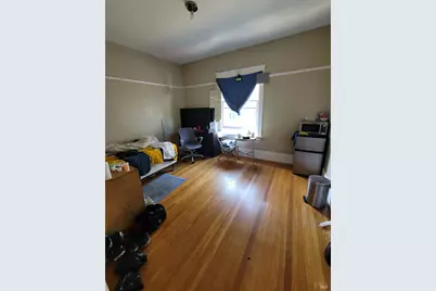 3869 M L King Jr Way, Oakland, CA 94609 - Photo 9