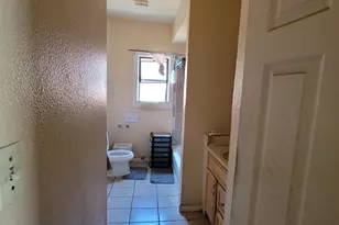 3865 M L King Jr Way, Oakland, CA 94609 - Photo 5
