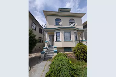 3865 M L King Jr Way, Oakland, CA 94609 - Photo 1