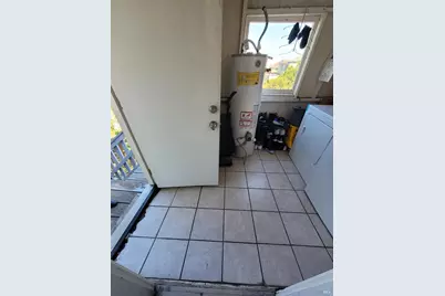3865 M L King Jr Way, Oakland, CA 94609 - Photo 25