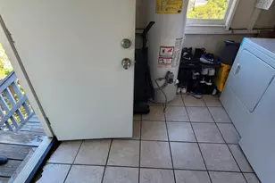 3865 M L King Jr Way, Oakland, CA 94609 - Photo 25