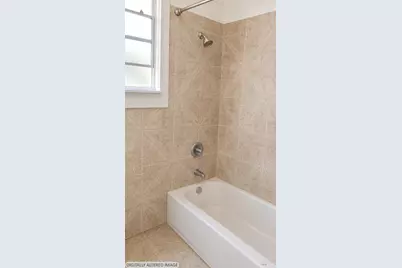 3865 M L King Jr Way, Oakland, CA 94609 - Photo 35