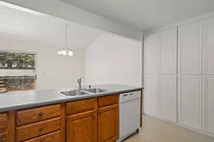 1110 Waxwing Dr, Suisun City, CA 94585 - Photo 13