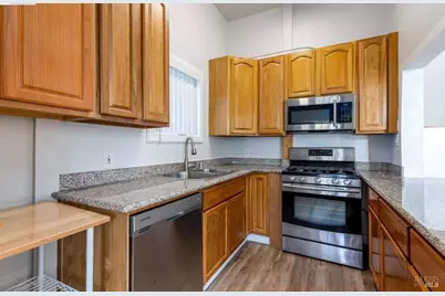 3229 Elm Street, Oakland, CA 94609 - Photo 41