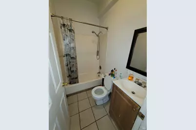3833 M L King Jr Way, Oakland, CA 94609 - Photo 7