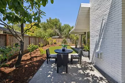 61 Mount Rainier Drive, San Rafael, CA 94903 - Photo 37