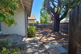 221 San Marin Dr, Novato, CA 94945 - Photo 3