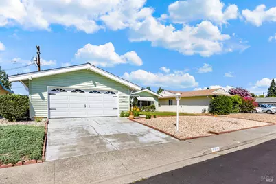 109 Olympic Circle, Vacaville, CA 95687 - Photo 3