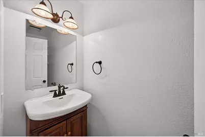 2002 Clearview Circle, Benicia, CA 94510 - Photo 21