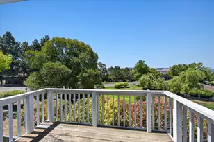 2002 Clearview Cir, Benicia, CA 94510 - Photo 13