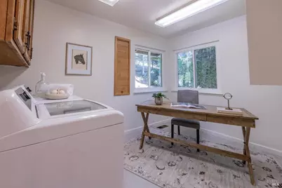2097 Manzanita Avenue, Santa Rosa, CA 95404 - Photo 13