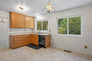 2347 Maria Luz Ct, Santa Rosa, CA 95401 - Photo 11