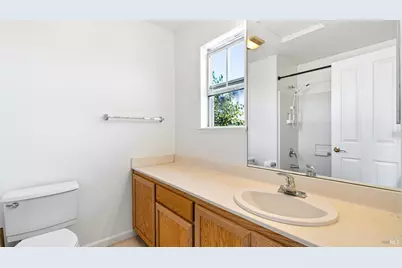 1013 Warren Drive, Petaluma, CA 94952 - Photo 35