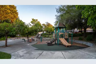 1013 Warren Drive, Petaluma, CA 94952 - Photo 43