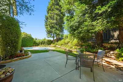 1056 Woodcrest Court, Vacaville, CA 95688 - Photo 49