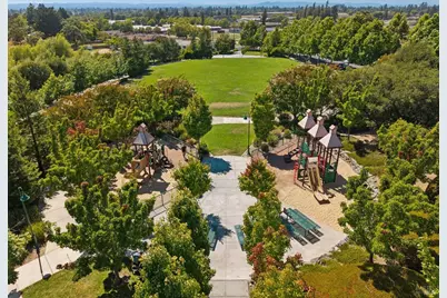 1831 Velvetleaf Lane, Santa Rosa, CA 95404 - Photo 37