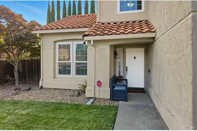 927 Arbor Oaks Drive, Vacaville, CA 95687 - Photo 3