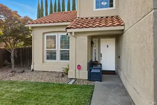927 Arbor Oaks Dr, Vacaville, CA 95687 - Photo 3