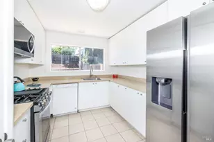 244 Pepperwood St, Hercules, CA 94547 - Photo 19