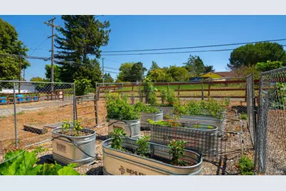 4336 Hessel Road, Sebastopol, CA 95472 - Photo 37