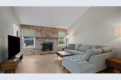 5033 Brittany Drive, Fairfield, CA 94534 - Photo 7
