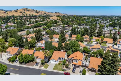 355 Sun Valley Way, Vacaville, CA 95688 - Photo 43