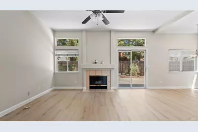 355 Sun Valley Way, Vacaville, CA 95688 - Photo 9