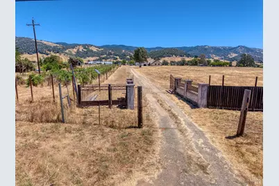 10341 East Side Potter Vallley Road, Potter Valley, CA 94469 - Photo 33