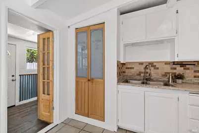 155 Los Altos Place, American Canyon, CA 94503 - Photo 9