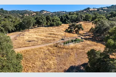 24051 Fig Tree Lane, Yorkville, CA 95494 - Photo 11