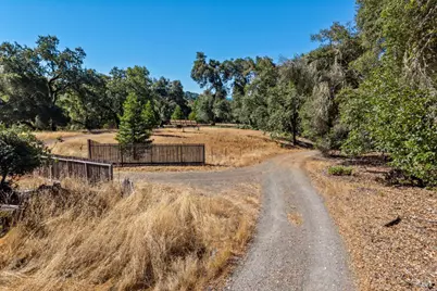 24051 Fig Tree Lane, Yorkville, CA 95494 - Photo 3