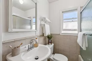 539 Randolph St, Napa, CA 94559 - Photo 25