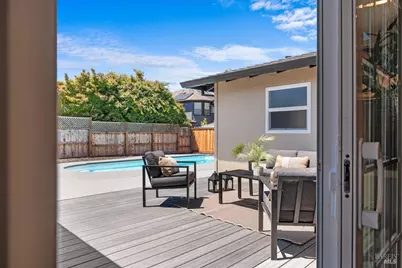 34 Devonshire Drive, Novato, CA 94947 - Photo 37