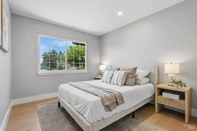34 Devonshire Drive, Novato, CA 94947 - Photo 25
