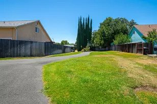 2255 Carver Pl, Fairfield, CA 94533 - Photo 35
