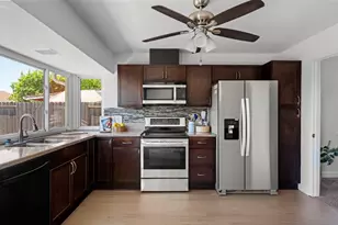 2255 Carver Pl, Fairfield, CA 94533 - Photo 11