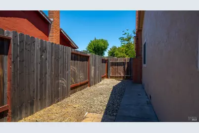 2255 Carver Place, Fairfield, CA 94533 - Photo 33