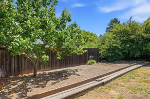 8460 Lancaster Dr, Rohnert Park, CA 94928 - Photo 37