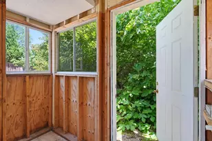 8460 Lancaster Dr, Rohnert Park, CA 94928 - Photo 45