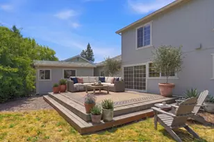 8460 Lancaster Dr, Rohnert Park, CA 94928 - Photo 35