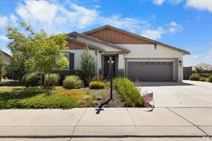 625 Wildflower Ln, Dixon, CA 95620 - Photo 1