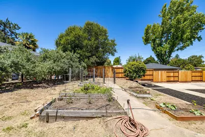 900 Dorthel Street, Sebastopol, CA 95472 - Photo 25