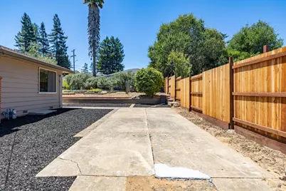 900 Dorthel Street, Sebastopol, CA 95472 - Photo 23