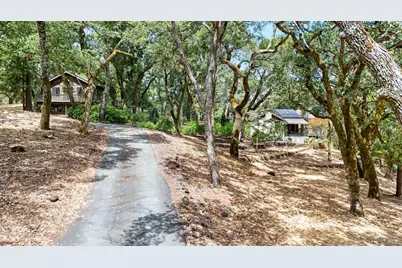 7850 Sonoma Mountain Road, Glen Ellen, CA 95442 - Photo 29