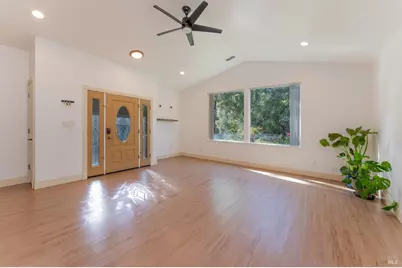 261 Crestview Drive, Ukiah, CA 95482 - Photo 3