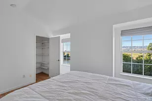 1073 Warren Dr, Petaluma, CA 94952 - Photo 19
