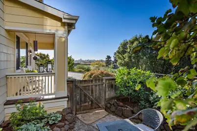 1073 Warren Drive, Petaluma, CA 94952 - Photo 33