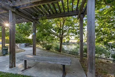 1073 Warren Drive, Petaluma, CA 94952 - Photo 39