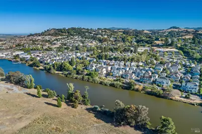 1073 Warren Drive, Petaluma, CA 94952 - Photo 47